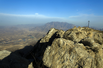 鸡鸣山