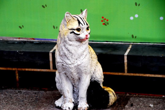 动物雕塑猫