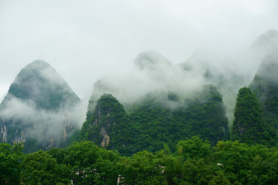 山峰