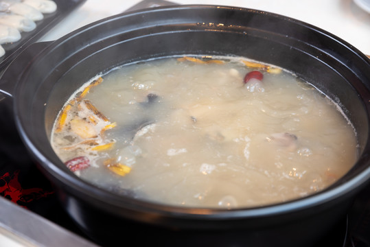 砂鍋甲魚(yú)