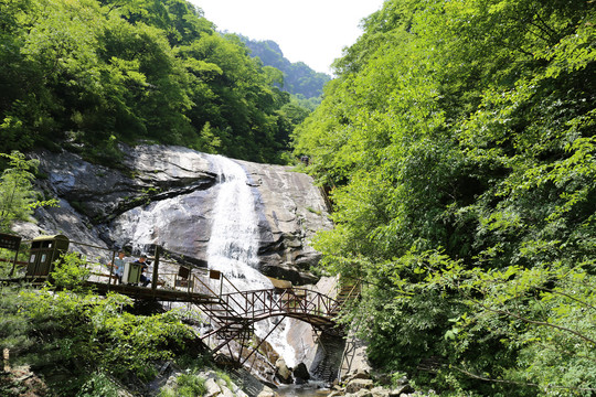 青峰峡