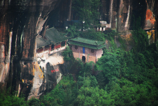 丹霞山长老峰