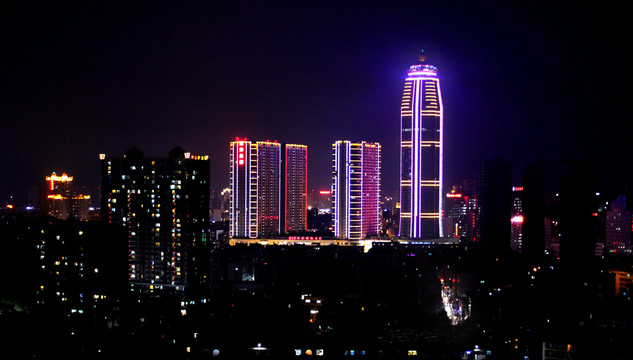 雄业金都夜景