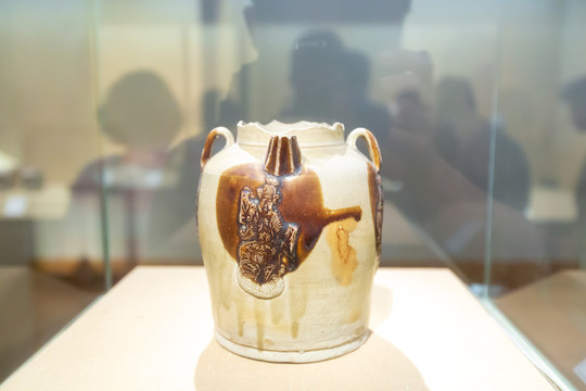 江苏苏州博物馆唐代长沙窑瓷壶