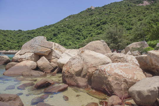 海岸石头