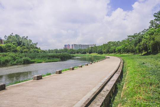 河岸河道