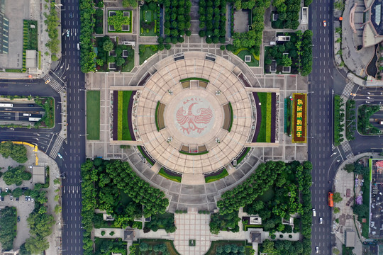 武汉洪山广场