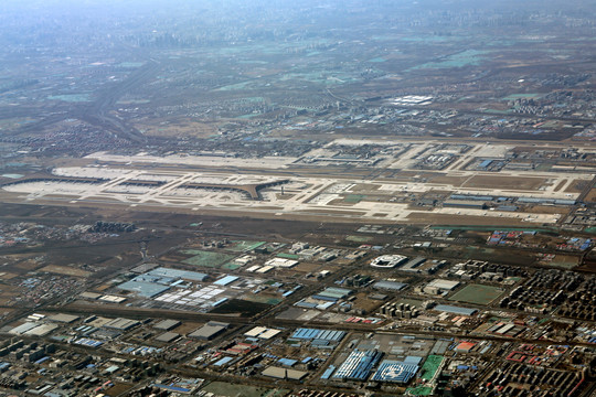 俯瞰北京首都机场全景