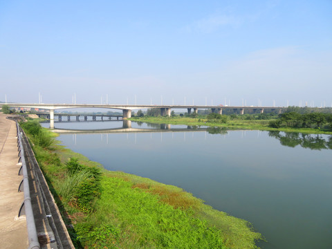 襄阳汉江两岸风光