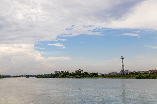 城郊河流