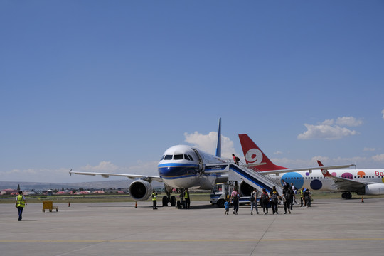 航空運輸