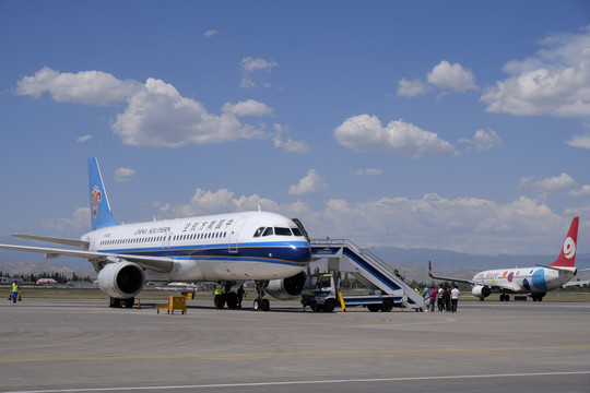 航空運輸
