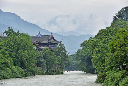 都江堰伏龙观和宝瓶口