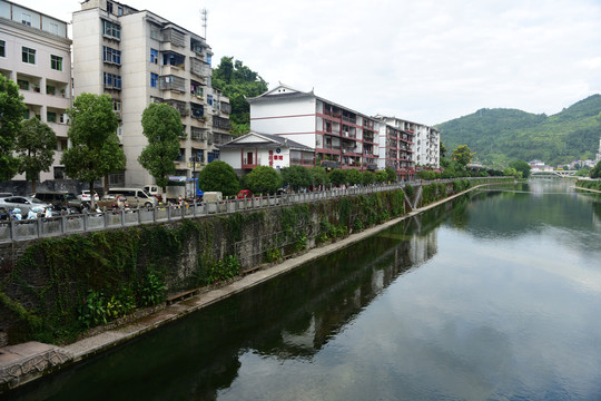 湖北恩施州宣恩县山水园林城市