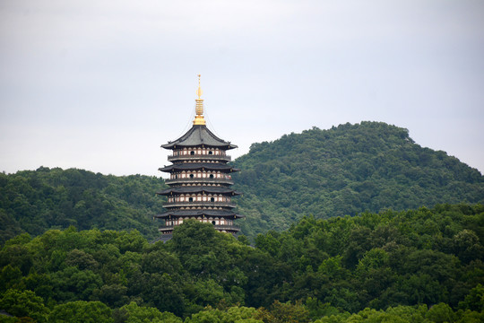 西湖雷峰塔