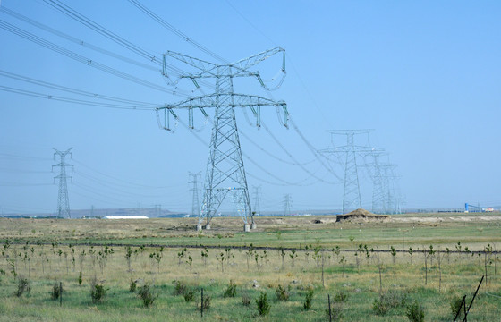 電力鐵塔