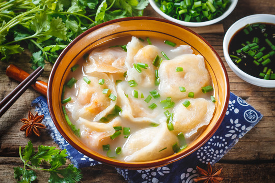 三鲜馄饨