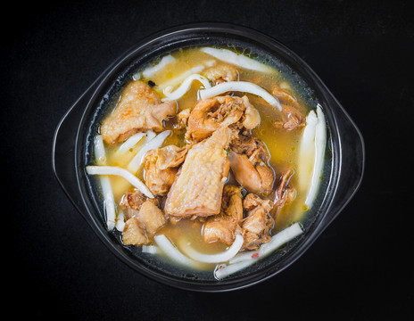 椰子土雞湯