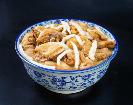 滋補(bǔ)養(yǎng)生椰子雞