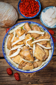 椰子燉雞