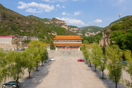 藏山风景区大门