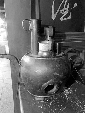 老上海生活場景黑白照片酒壺