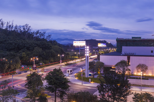 城市道路夜景