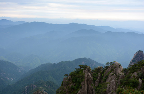 水墨山水画