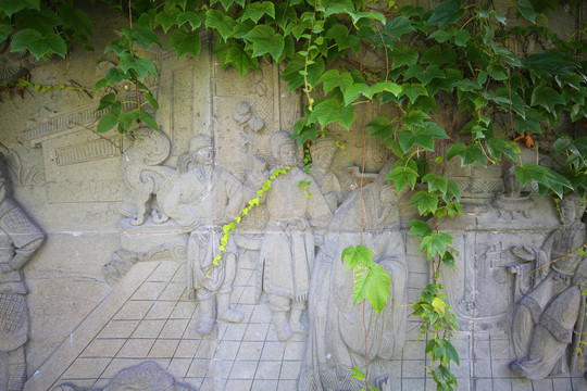 东钱湖浮雕墙