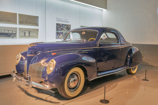 1939年产林肯汽车