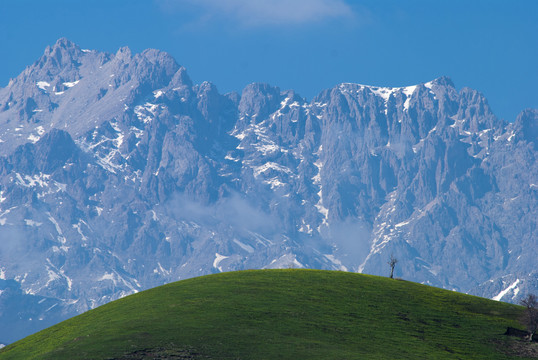 天山