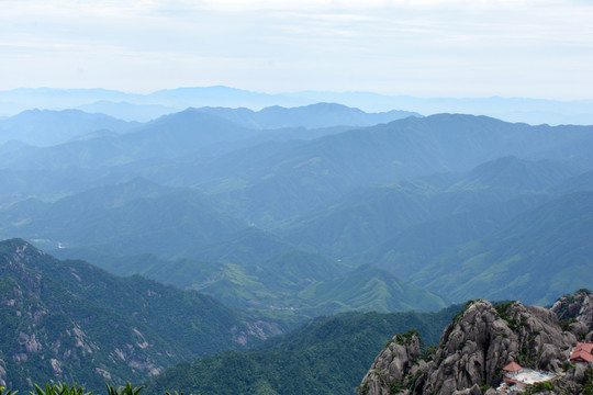 水墨群山