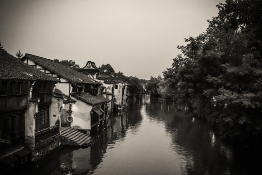 古韵水墨山水装饰画