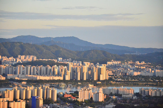 韩国首尔塔夜景