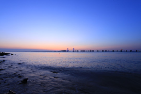 海边夕阳剪影夜景