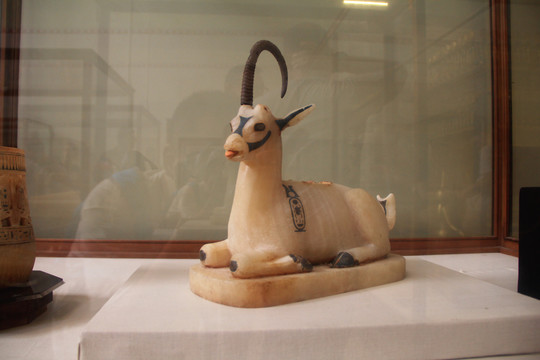 陶瓷羊