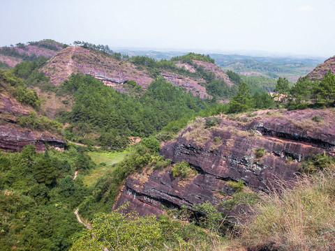 江头青嶂山