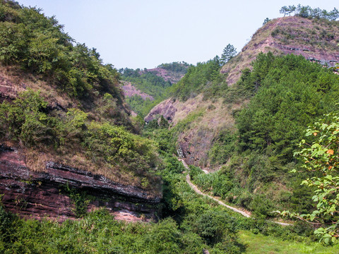 江头青嶂山