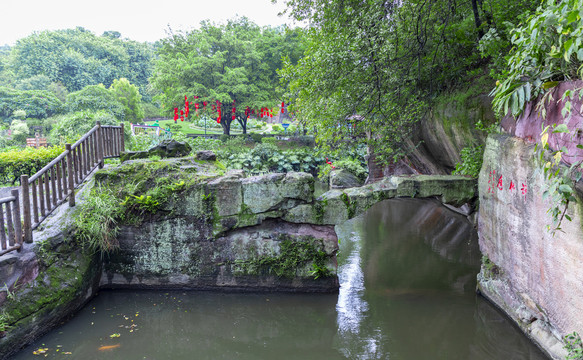 莲花山