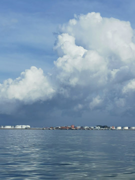 海上油库