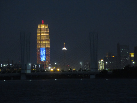 北龙湖远眺CBD夜景