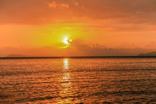 三亚海边的夕阳