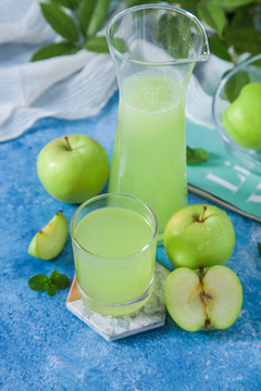 青苹果汁
