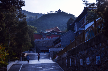 八大处灵光寺