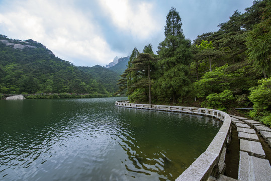 天柱山风光