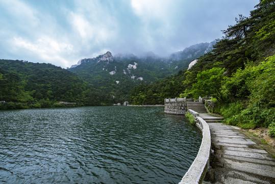 天柱山风光