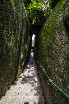 天柱山奇峰怪石