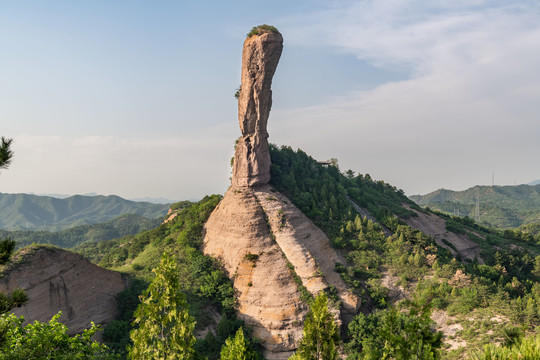 河北承德棒槌山