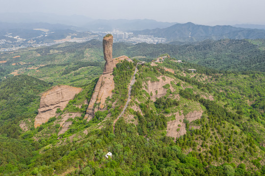 河北承德棒槌山