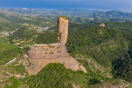 河北承德棒槌山